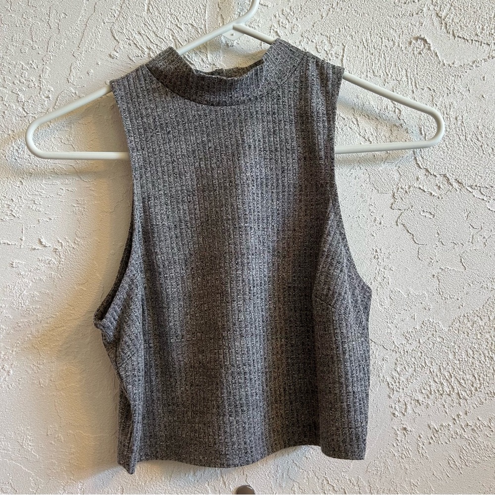 Charlotte Russe Gray Ribbed Crop Top